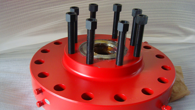 浅析钻采设备配件主要功能